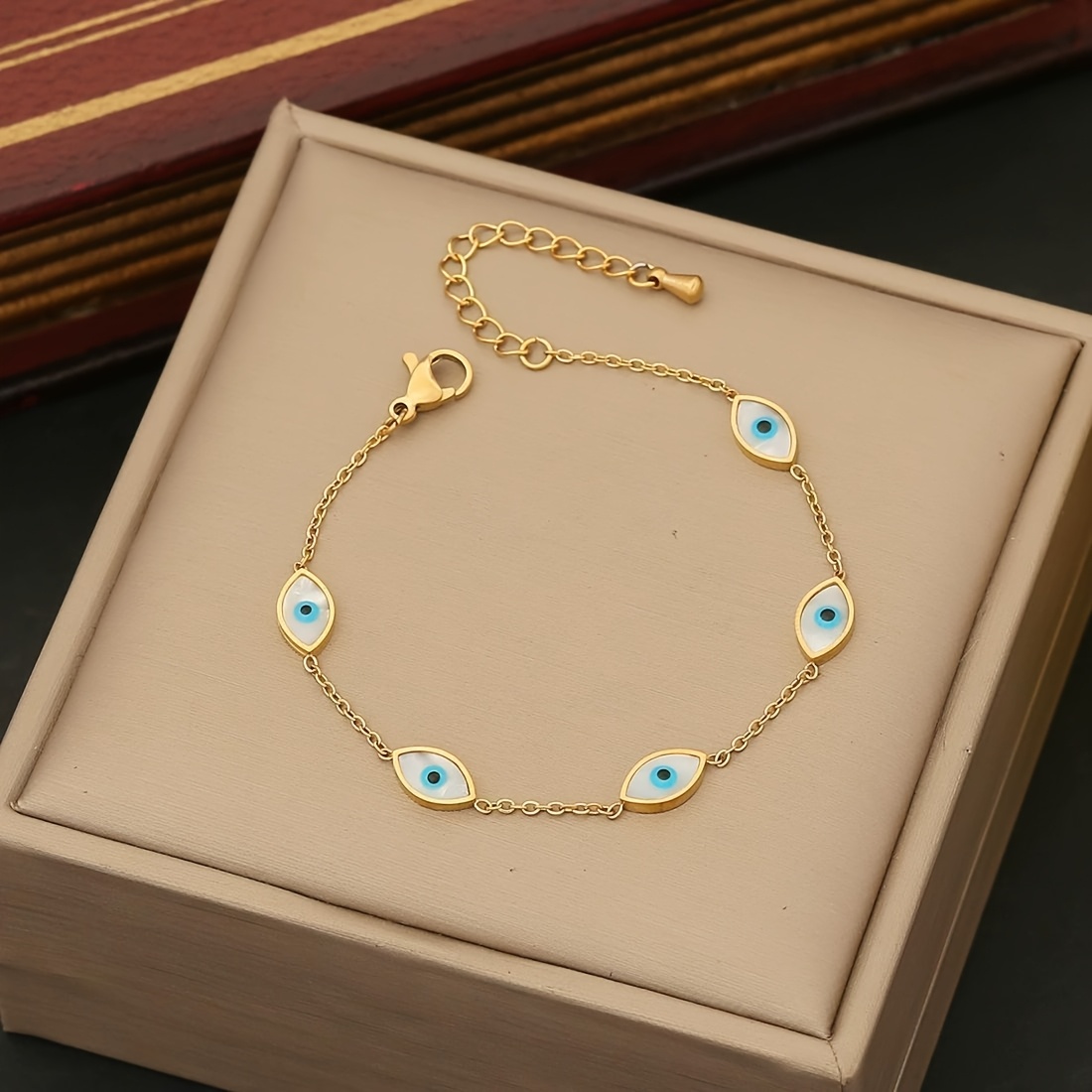Women's Elegant Retro Devil Eye Bracelet in Stainless Steel